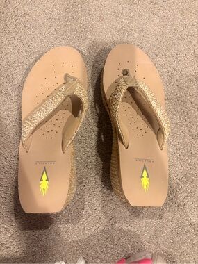 Volatile Women's Gold Braided Wedge Thong Sandals